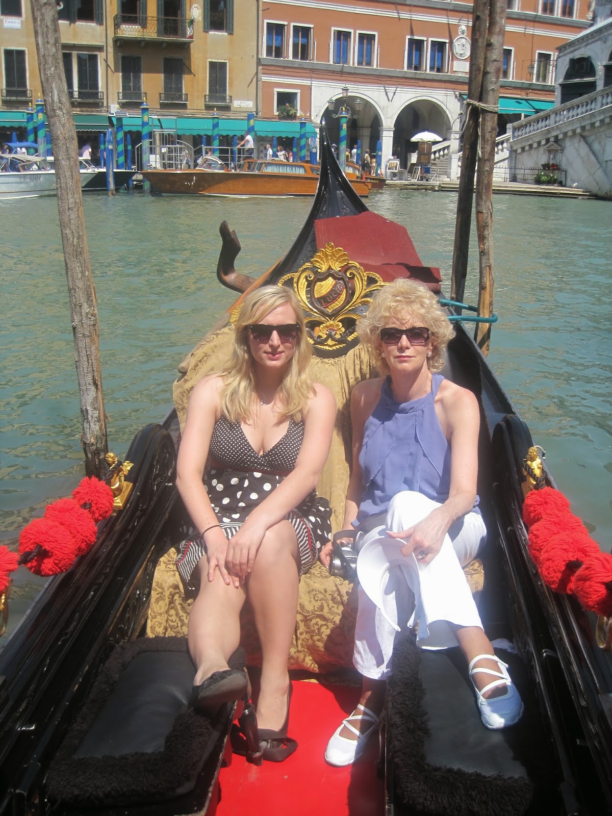 Venice-Gondola-ride