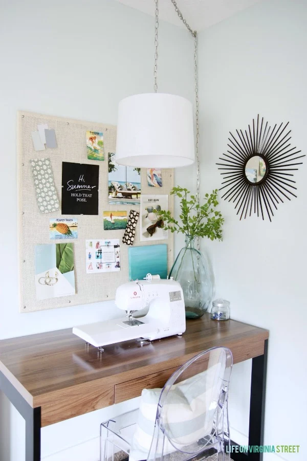 22 Outstanding Sewing Room Ideas for Your Space