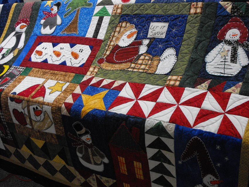 Crazy Creek Creations Fun Snowman Quilt Custom Quilting