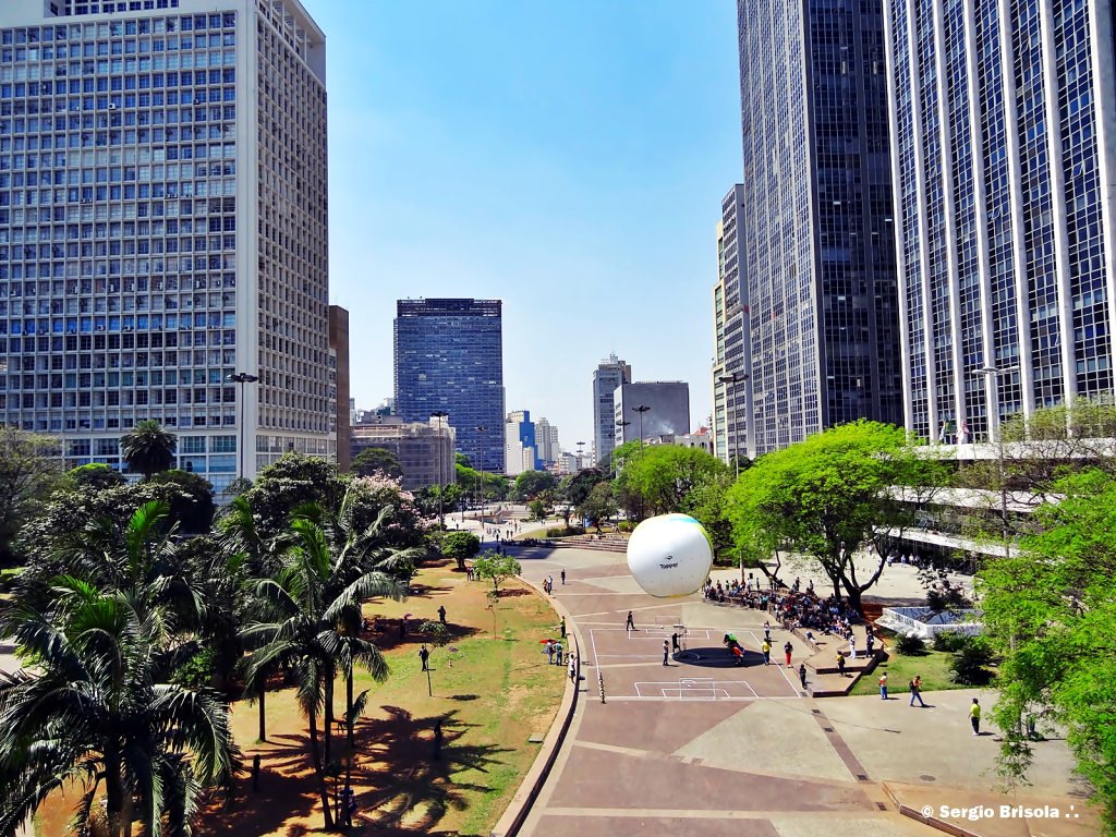 Fotos Os shows no Vale do Anhangabaú no aniversário de 464 anos de São Paulo 25/01/2018 UOL