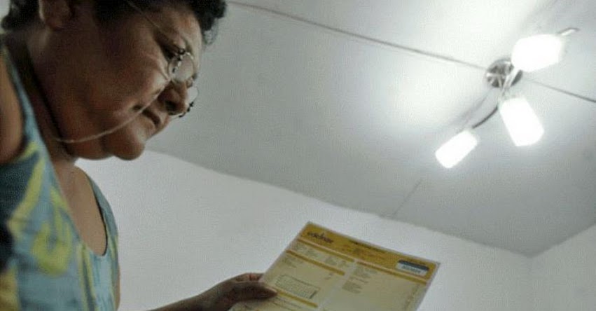 Congreso alista Ley que aplicará aumento en las tarifas eléctricas en todo el país Congreso alista Ley que aplicará aumento en las tarifas eléctricas en todo el país