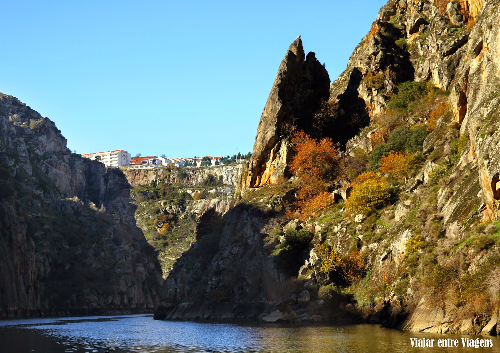 Explorando a beleza natural e cultural de Miranda do Douro | Portugal