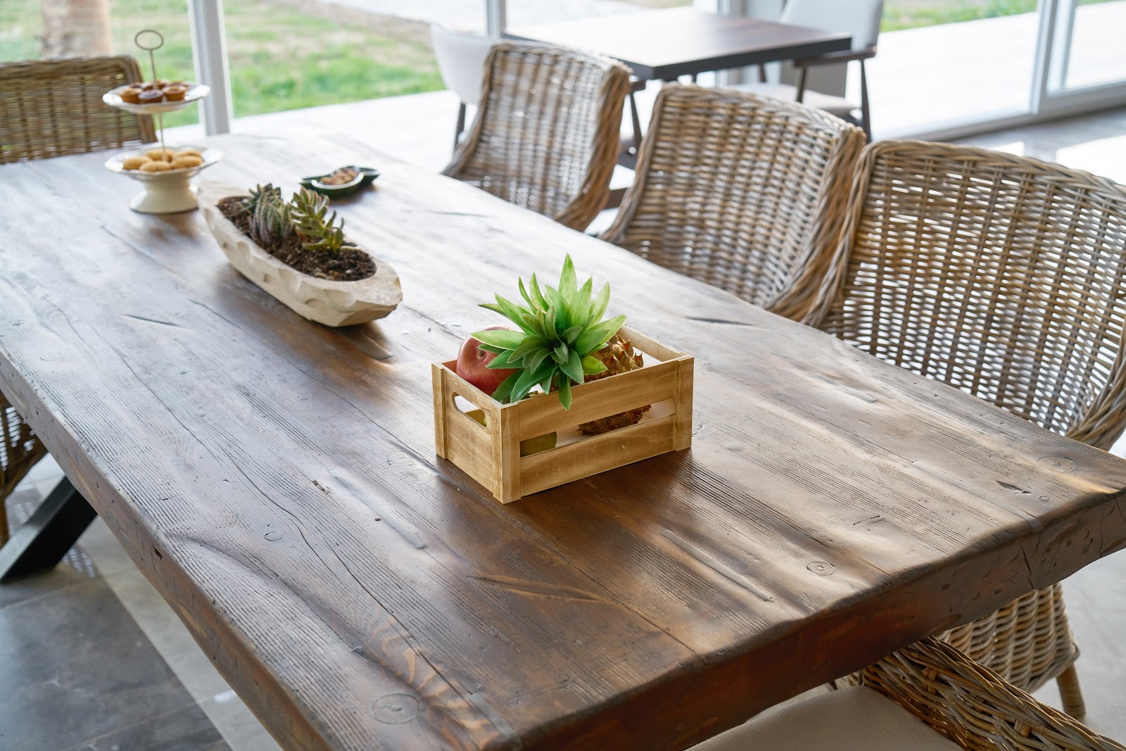 Rectangular Brown Wooden Dining Table and Chairs Set Rectangular Brown Wooden Dining Table and Chairs Set