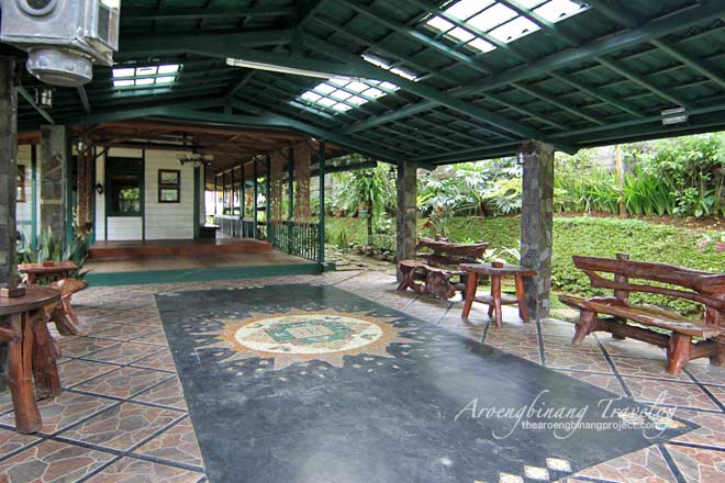 la lita villa gunung bunder