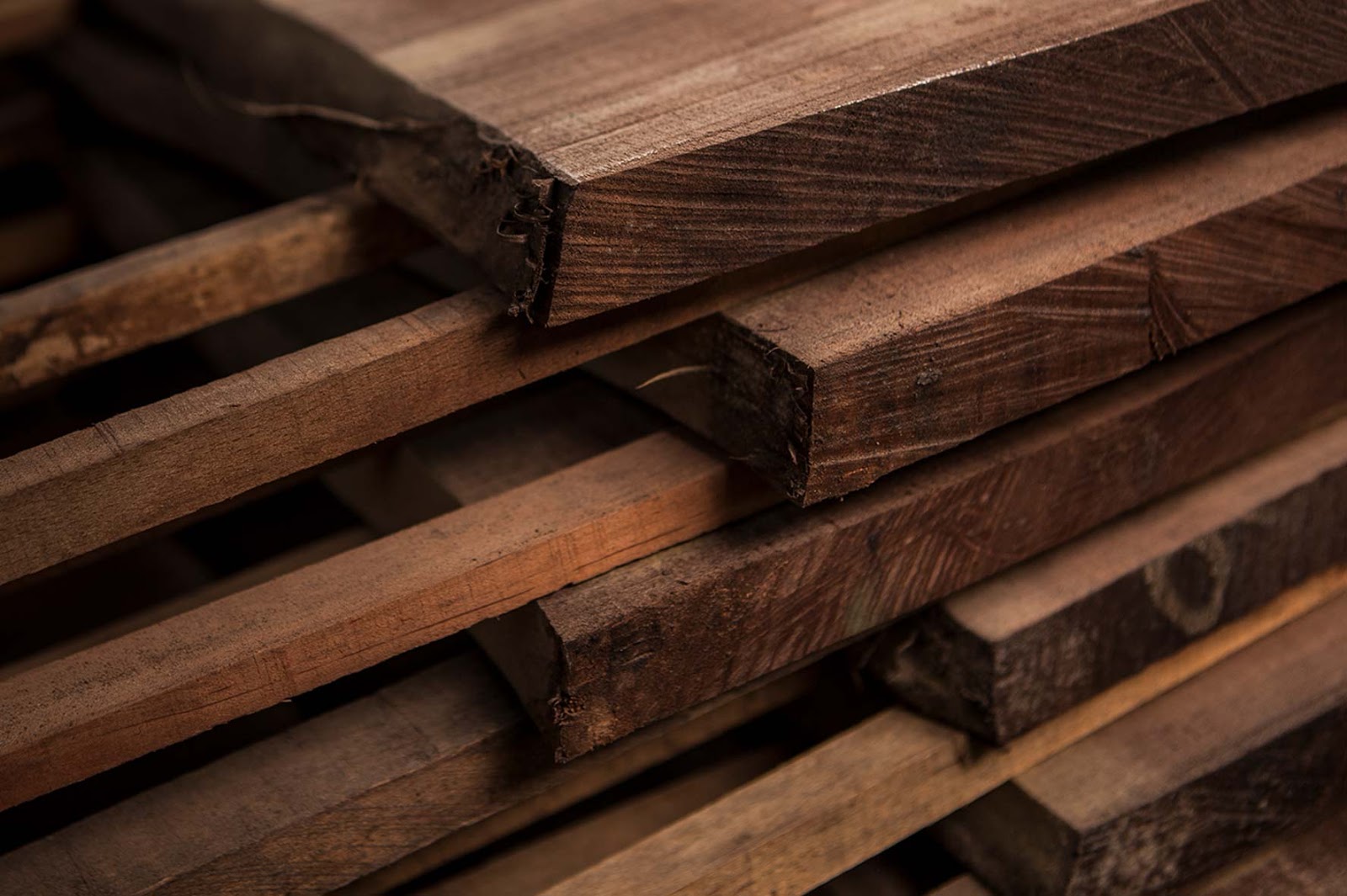 WOOD: A NATURAL MATERIAL FOR A NATURAL SOUND!? – M & S | Ultimate High ...
