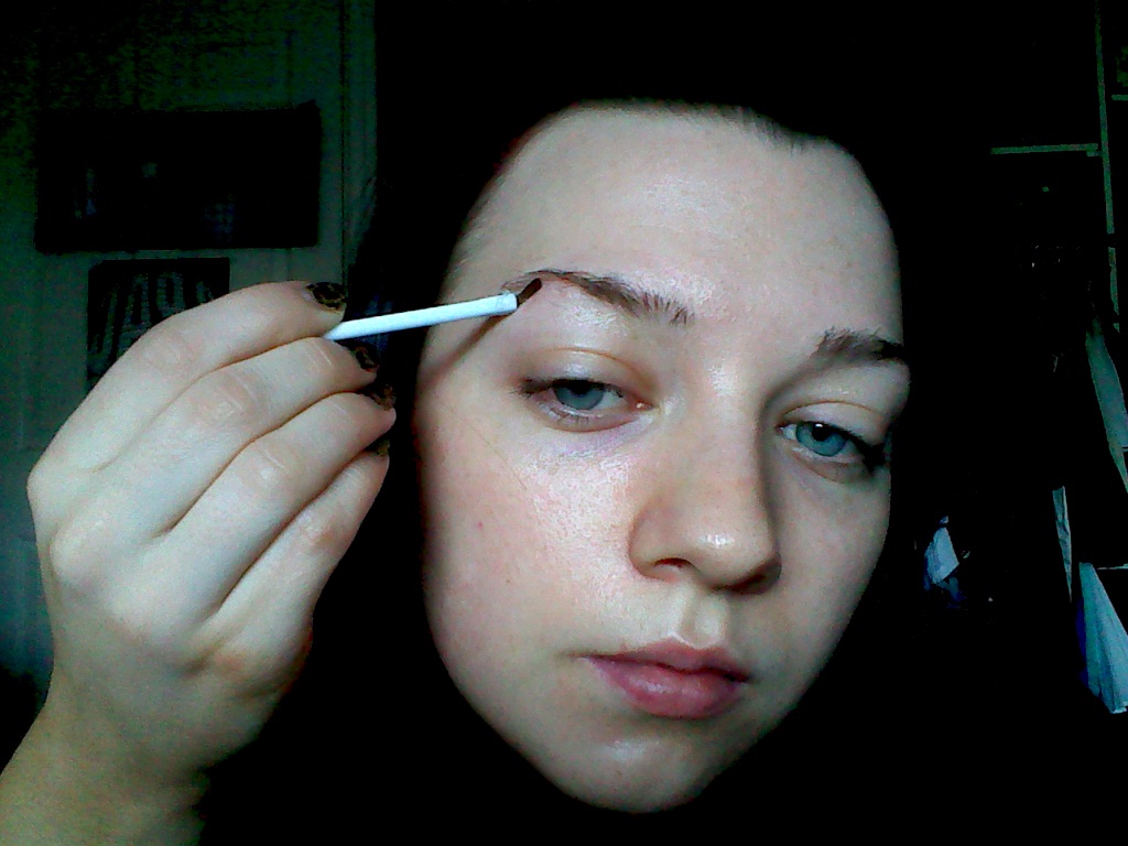 makeupbysaz How to tint and shape your eyebrows like a professional!