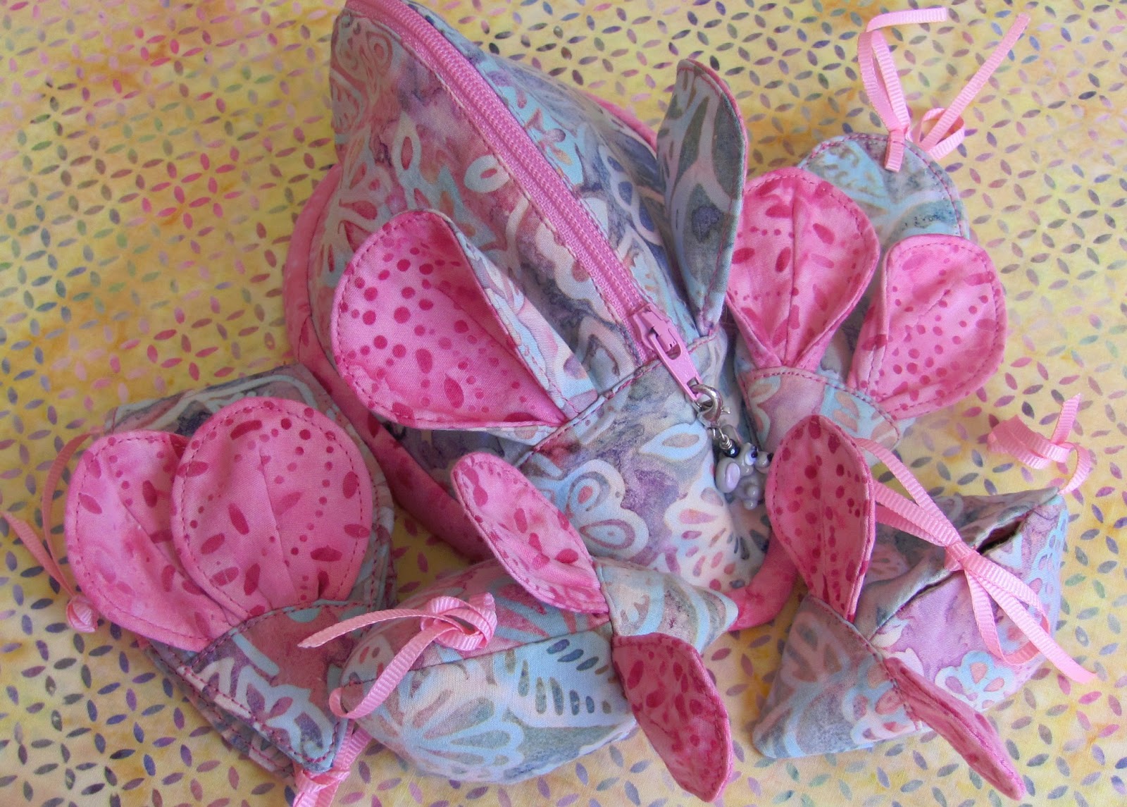 Peck's Pieces: Muddle of Mice Tutorials finally Here