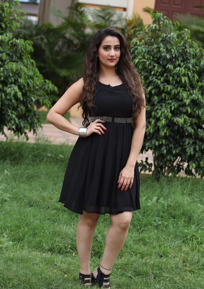 TV Anchor Manjusha Hot Legs Photos In Black Dress