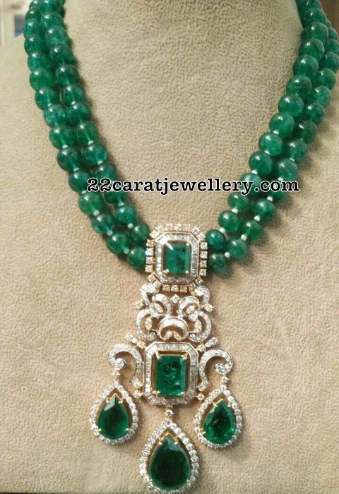 Jumbo Emerald Beads Set with Diamond Locket Jumbo Emerald Beads Set with Diamond Locket