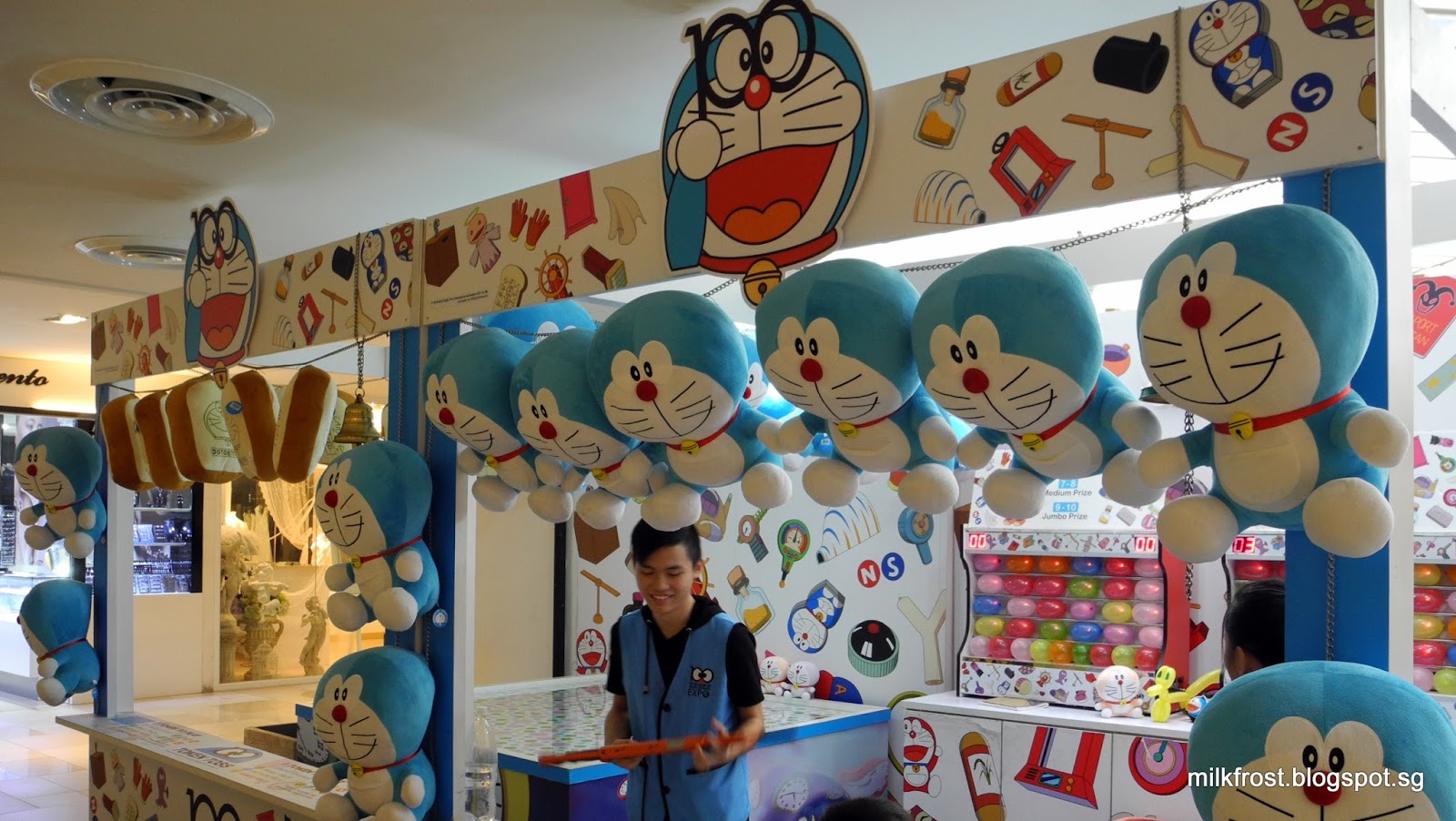 milkfrost's world 100 Doraemon Secret Gadgets Expo