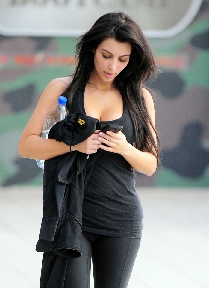 Kim Kardashian Weight Height And Body Statistics Weight Loss Tips