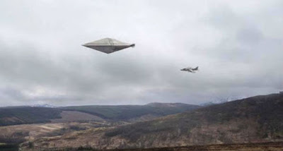 Изчезването на една от най-добрите НЛО фотографии Calvine-UFO-591693-ftr
