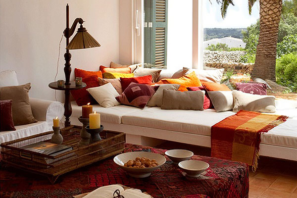 Ambientes Pequenos: decoração indiana. Dicas para incorporar o estilo na sua casa. Acesse e pinit! (via @ambpequenos) #decoração