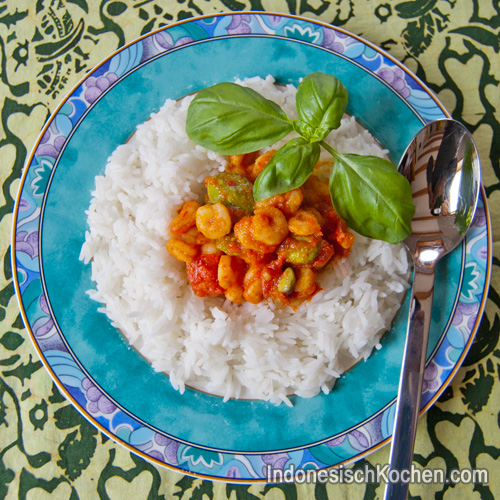Garnelen Tomatensoße indonesisch kochen