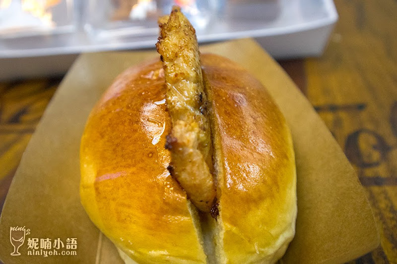 【澳門美食】Silva Cafe 施恩咖啡。澳門獨家葡國特色小吃公雞餅 【澳門美食】Silva Cafe 施恩咖啡。澳門獨家葡國特色小吃公雞餅