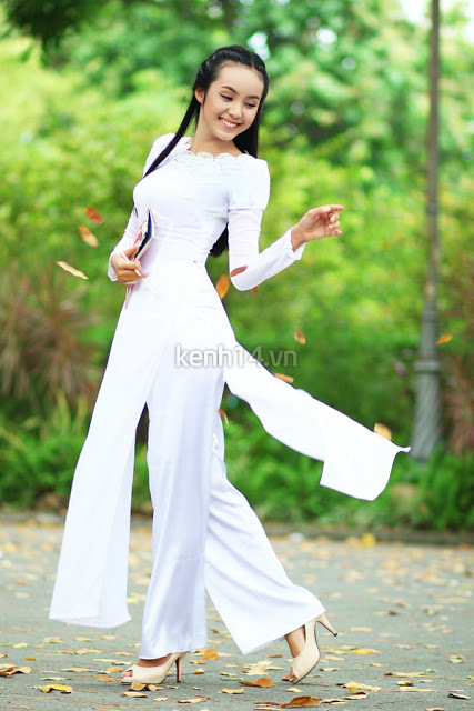bao-tran-sexy-pose model-bao-tran-pose