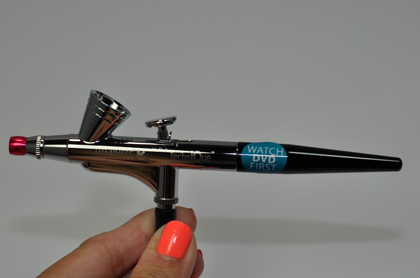 Luminess Air Brush Makeup System Video Demo and Review The Shades Of U