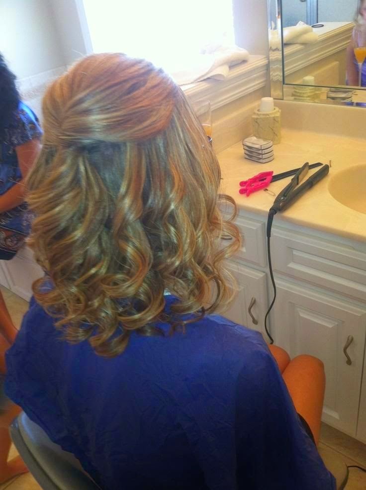 5 Simple Curly Hairstyles For Women Over 40}