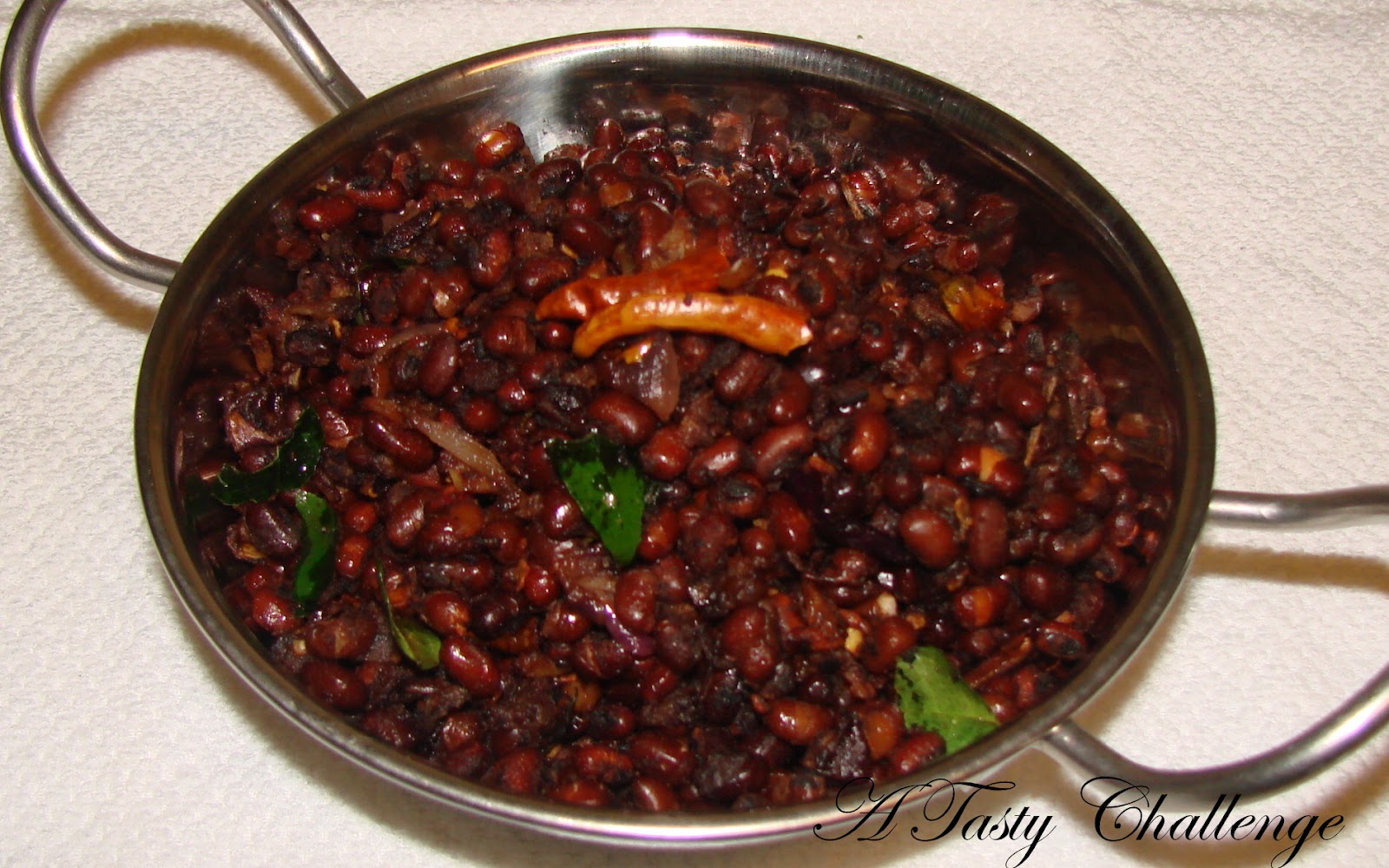 A Tasty Challenge..... Vanpayar Mezhukkupuratti/ Sauteed Red Mung Beans