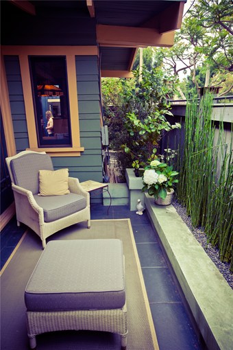 small-backyard-patio
