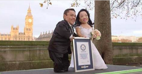 Voici le couple de mariés le plus petit du monde