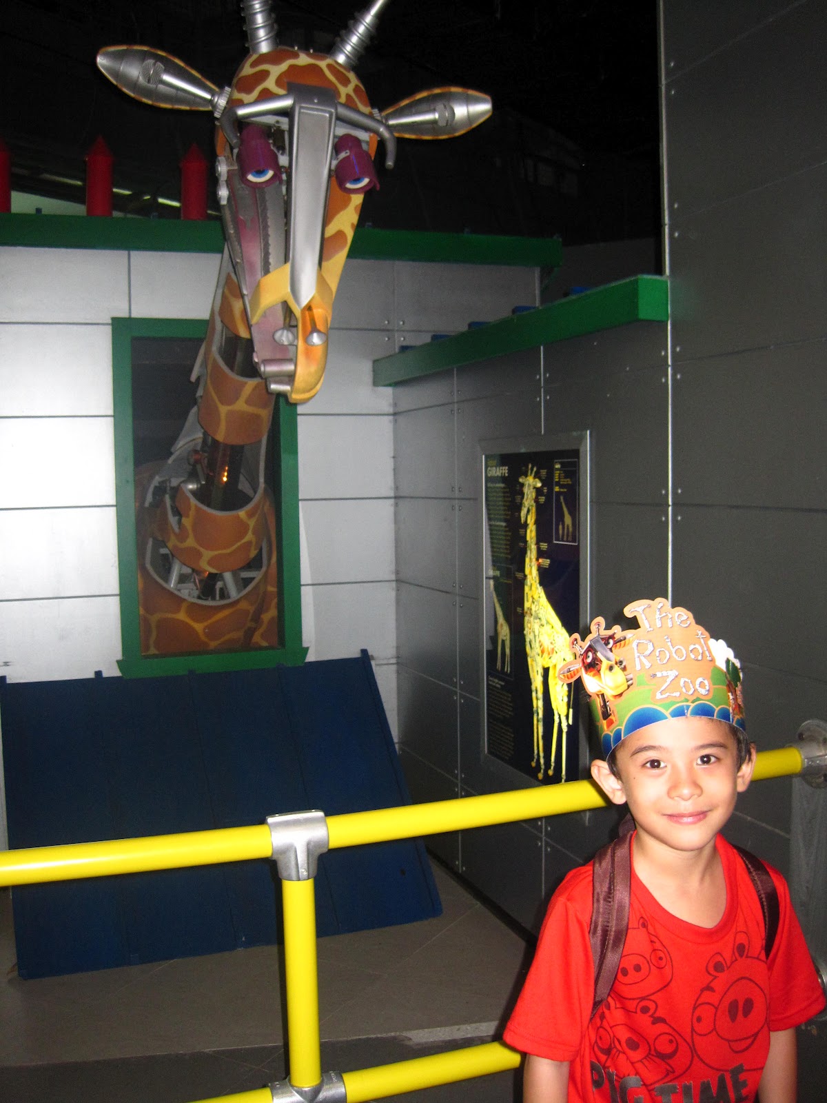 Life is Kulayful Robot Zoo