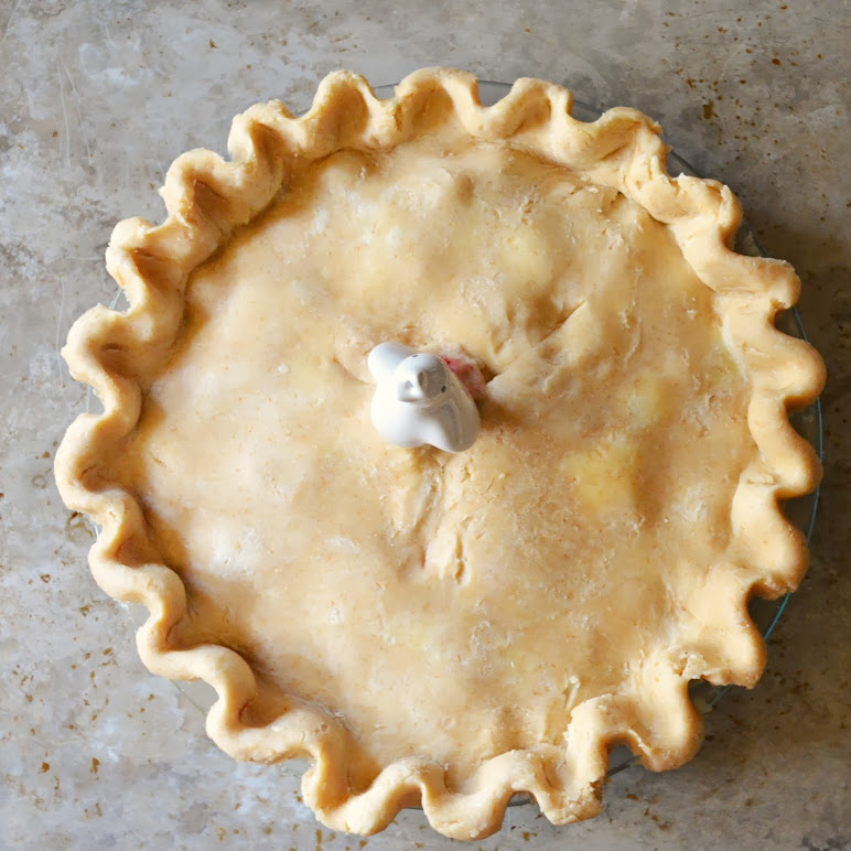 Flaky-Sour-Cream-Pie-Crust.jpg