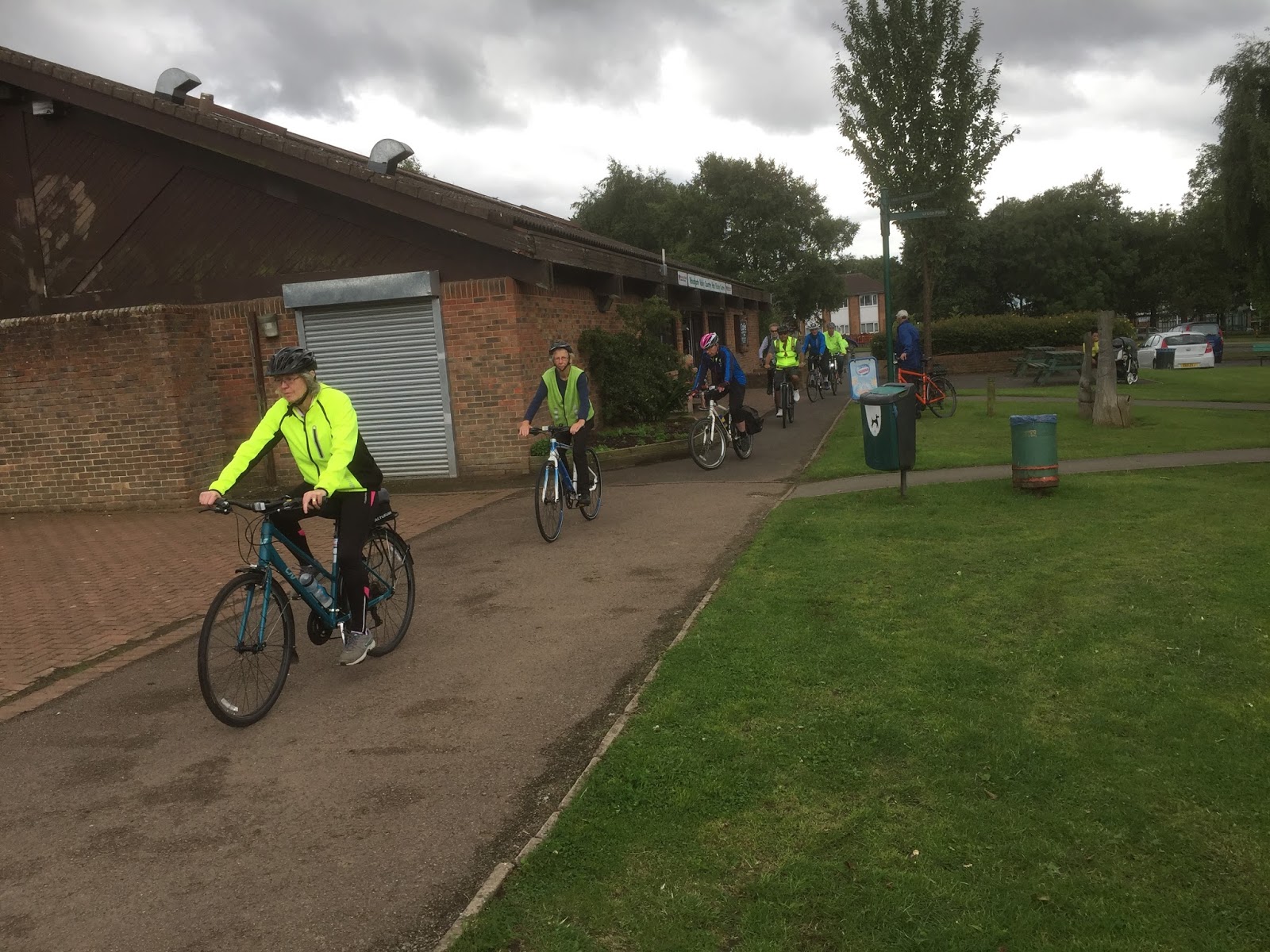 Bournville Gentle Cycling Woodgate Valley country park