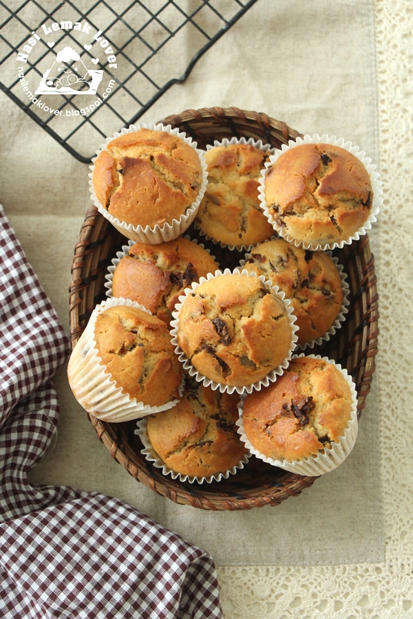 Nasi Lemak Lover Longan and Walnut Muffin, bake with Panasonic
