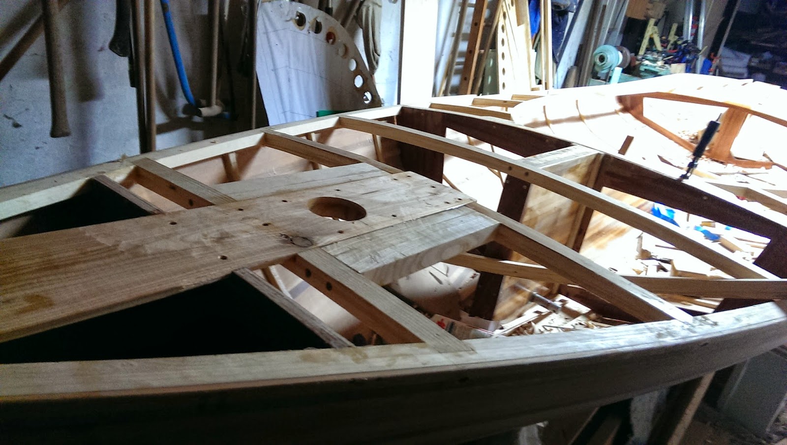 Building a 16' East Coast Melonseed Skiff And bow kingplank