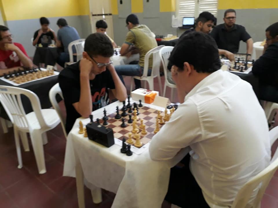 Jogadores de xadrez indianos deixando um legado em tabuleiros