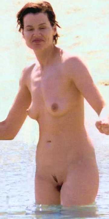 Davis topless gina GEENA DAVIS