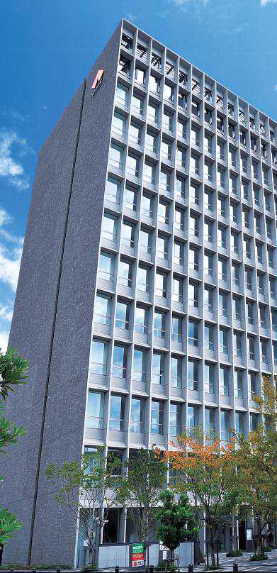 I-siteなんば 建物外観