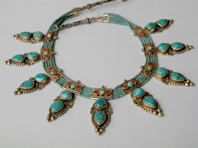 Turquoise and coral necklace in ethnic style 