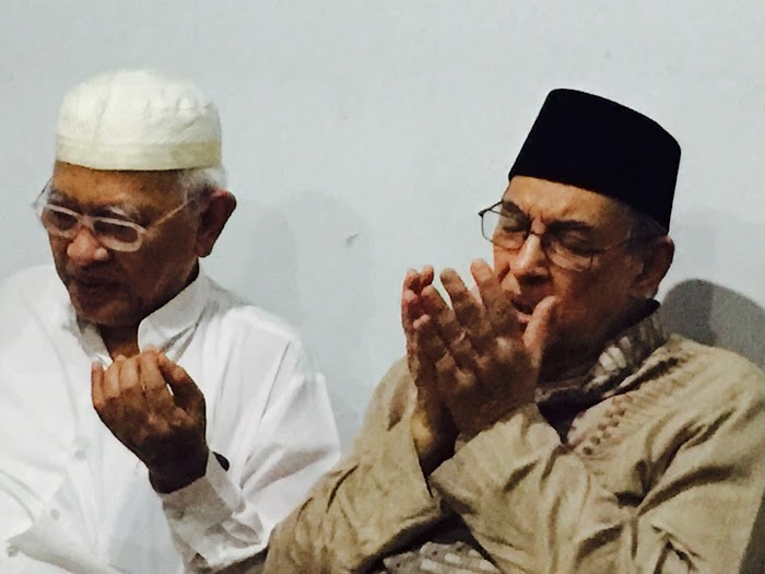 Ketika Ulama Mulia Bertemu
