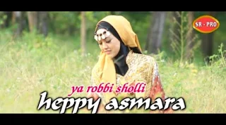 Lirik Lagu Yaa Robbi Sholli - Happy Asmara