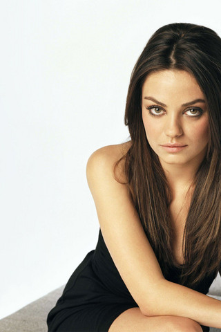 iPhoneZone: Actress Mila Kunis iPhone Wallpapers