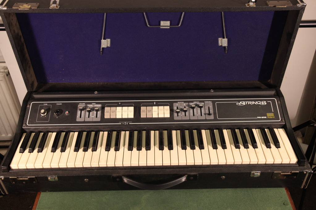 MATRIXSYNTH Roland RS202 String Synth