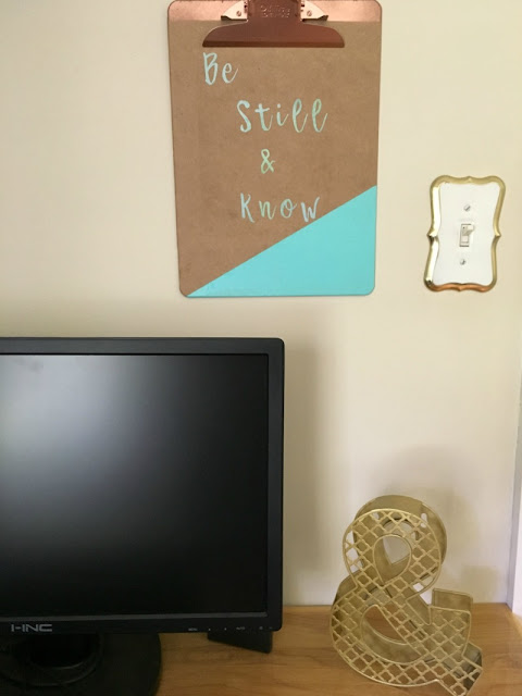 Re-purpose a clipboard into wall art, using paint and Cricut pattered iron-on vinyl.