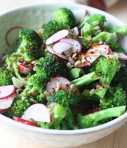 mediterranean broccoli salad