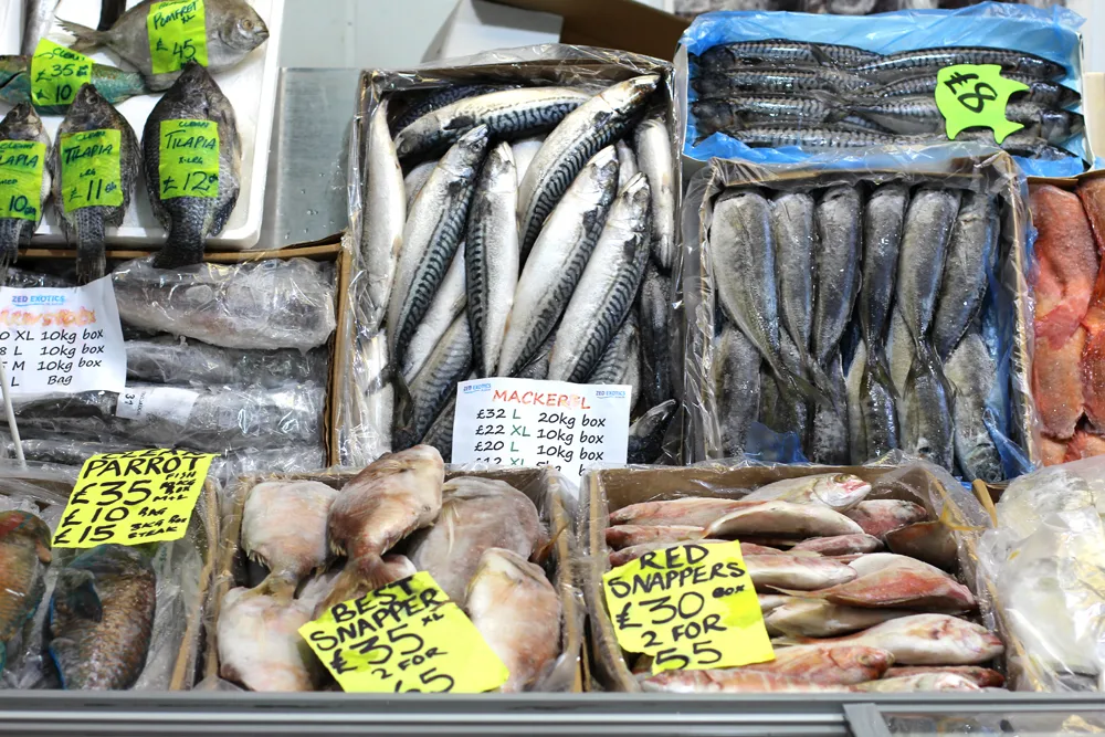 Fresh seafood at Billingsgate Market - London foodie blog