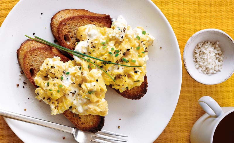 How to Make the Best-Ever Scrambled Eggs