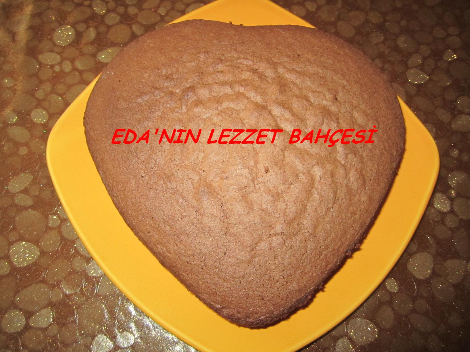 Eda�nın Lezzet Bahçesi Yemek Tarifleri Yoğurtlu Pandispanya (18 cm