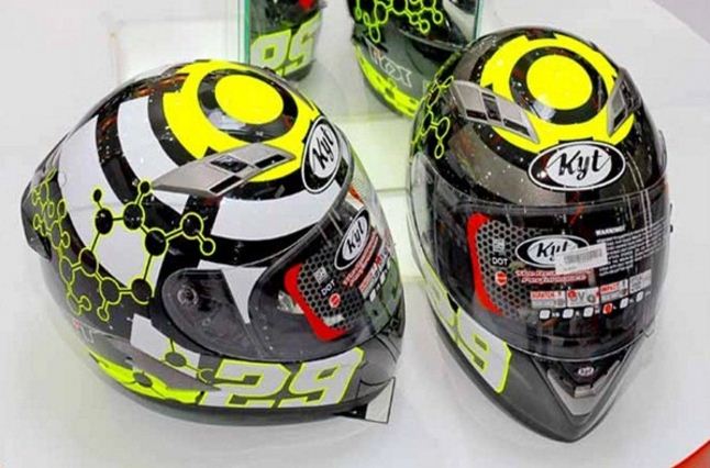 Daftar Harga Helm KYT Terbaru Terlengkap 2015/2016 | Market Bikers