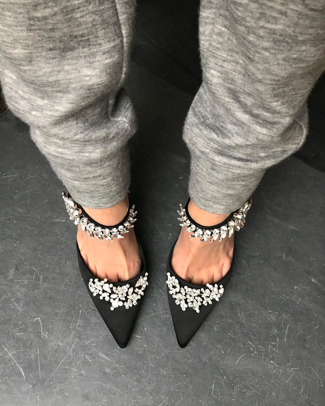 16 Pairs of Jeweled Shoes We are Obsessed With