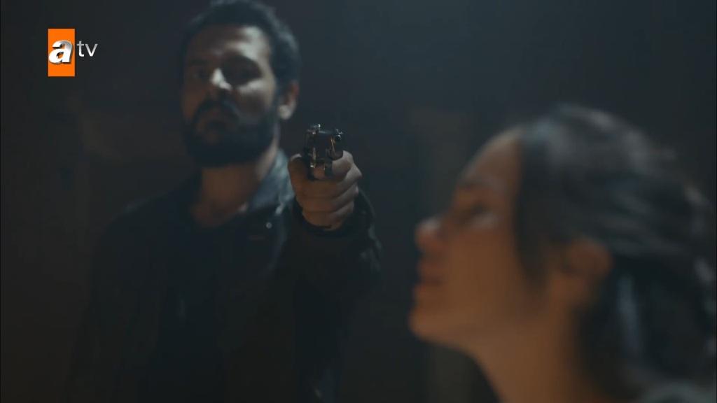 Łzy Cennet odcinek 19: Policja zatrzymuje Arzu! Cennet jest w śmiertelnym niebezpieczeństwie! [Streszczenie + Zdjęcia]