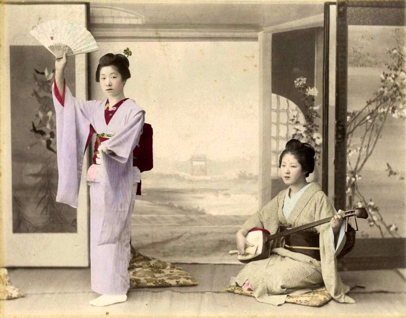 Photo Of Kyoto Geiko Japanese Geisha Dance With Hand Fans