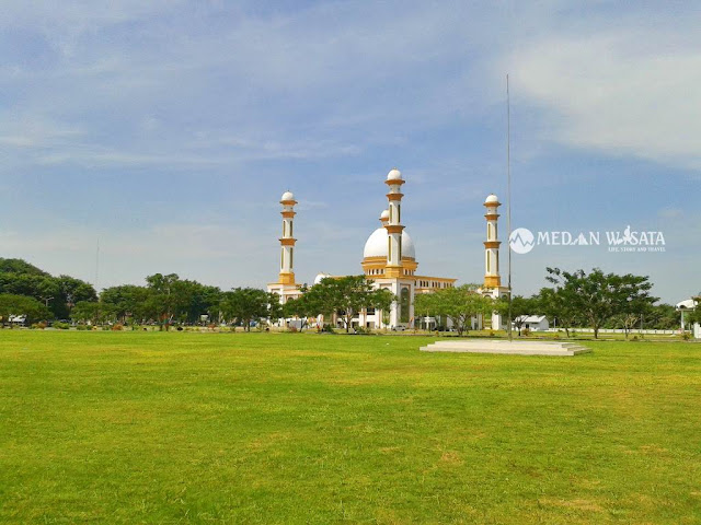 Kemegahan serta Keindahan Masjid Agung H.Ahmad Bakrie Kisaran