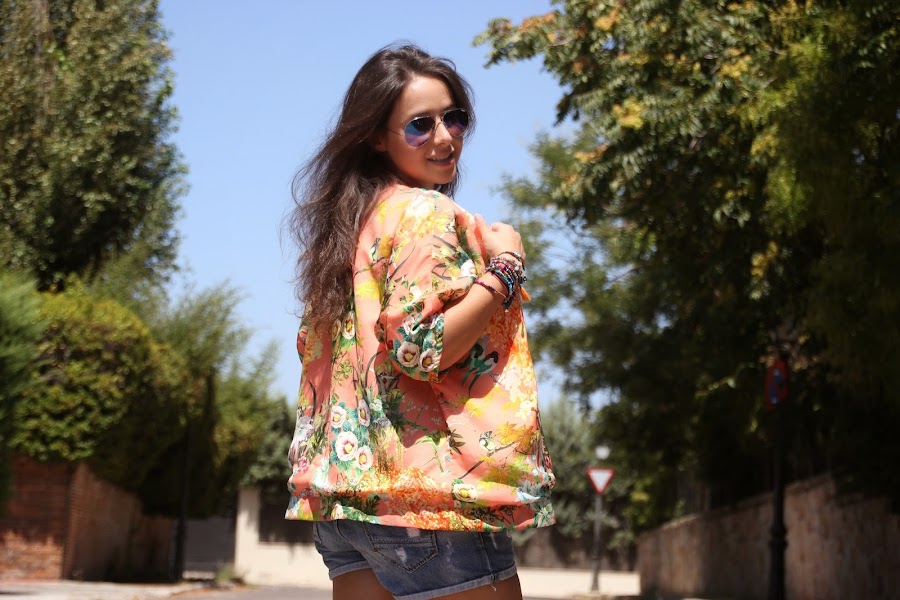 DIY Tutorial paso a paso: Kimono (patrón gratis). Blog de costura y blog diy.