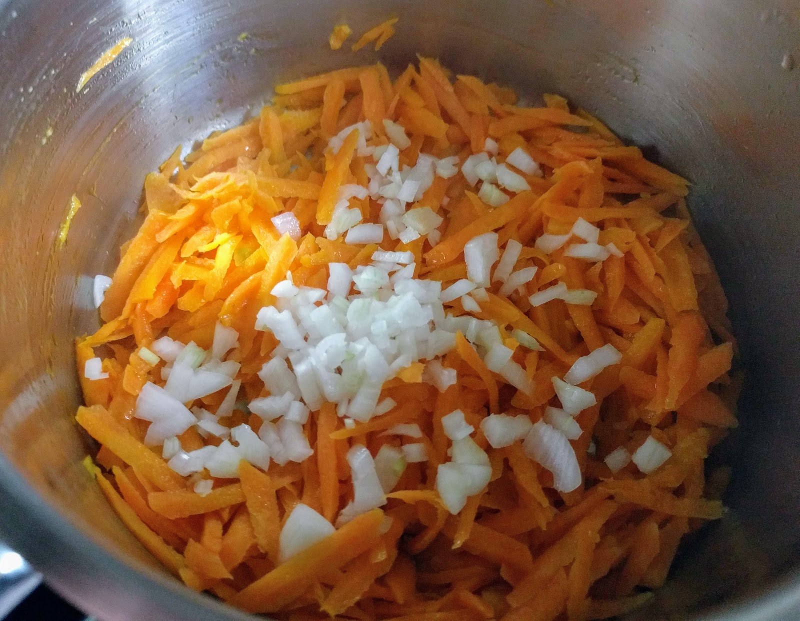 - Zucchini-Möhren Quiche